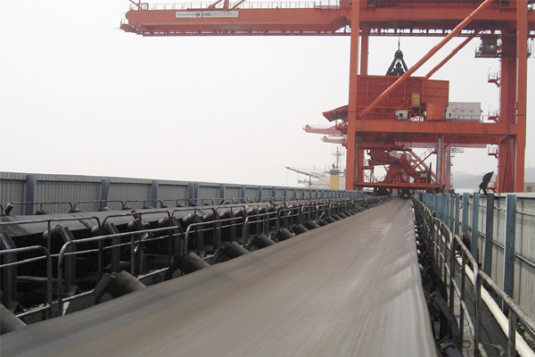 帶(dai)式輸(shu)送機(ji)